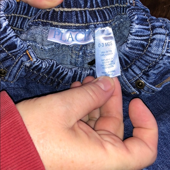 Children’s place jeans 0-3 month - Picture 3 of 3